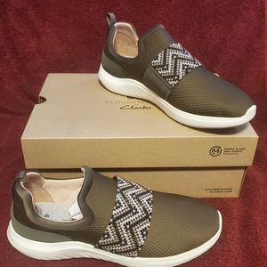 Clark's Nova Way Sneaker Size 10W Womans Cloudsteppers